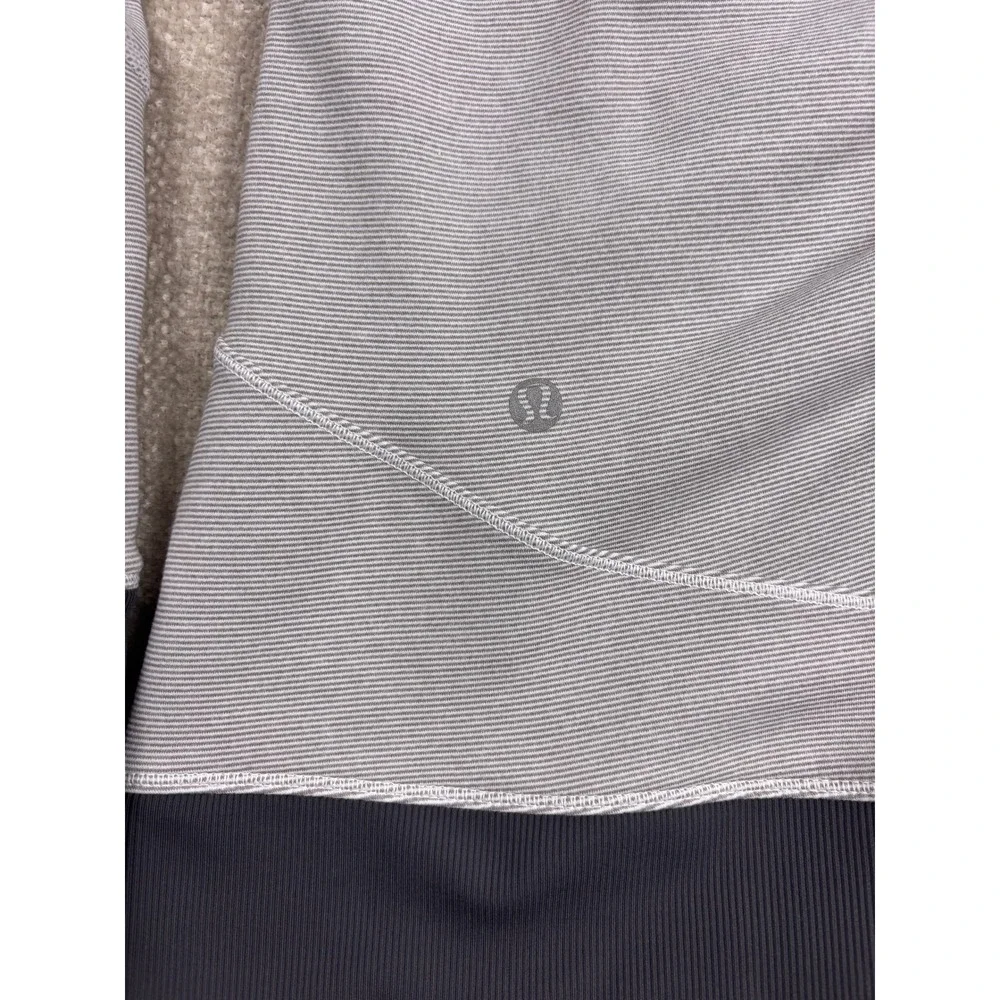 Lululemon Athletica Grey Striped Scuba Neck Gaiter Hoodie Womens 8 Activewear